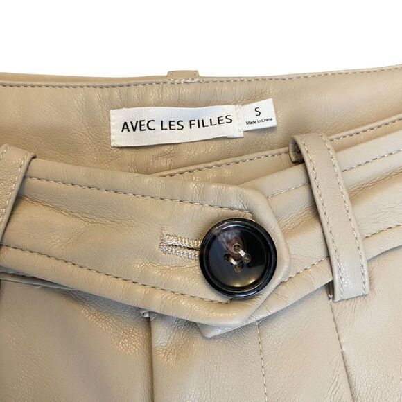 Avec Les Filles Faux Leather High Rise Belted Cream Pants Size Small - Picture 4 of 14